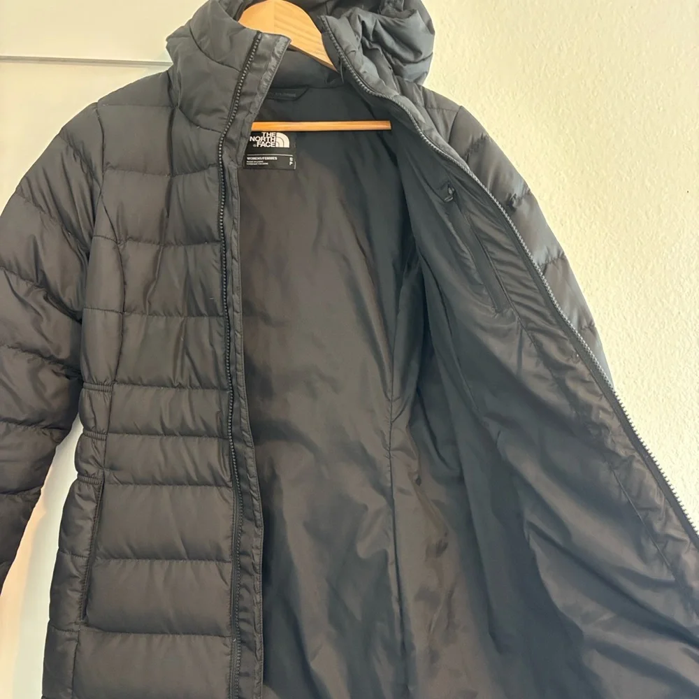 The North Face Women's Gotham Parka II - Picture 3 of 7